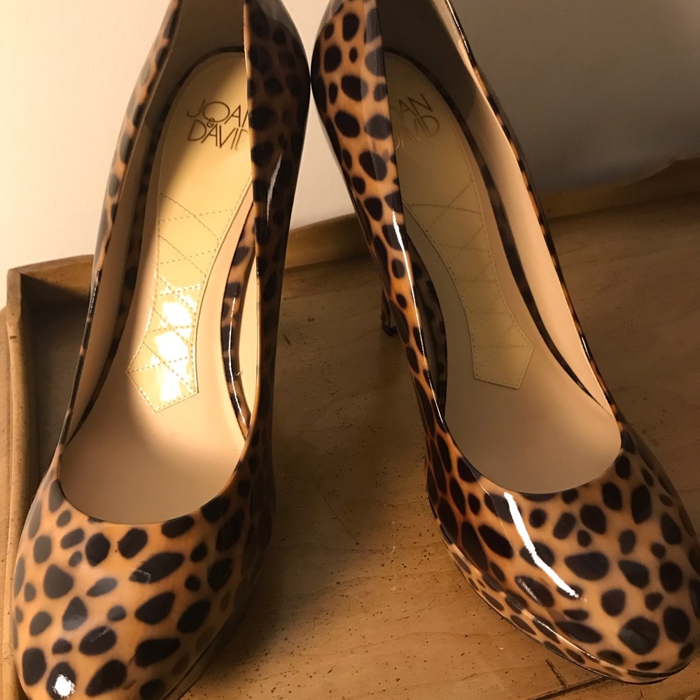 Heels - Picture 5 of 7